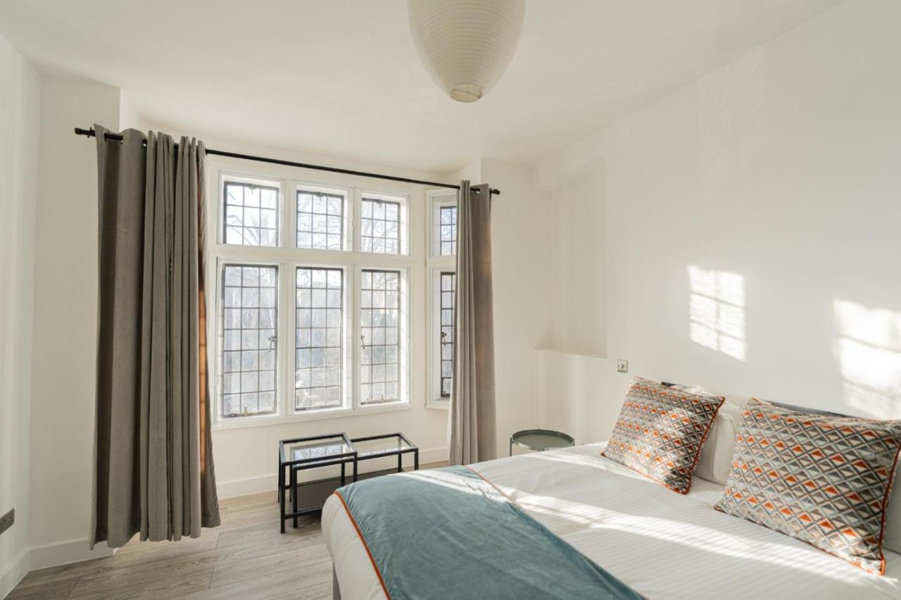 The Apartments Kensington High Street London Exterior photo