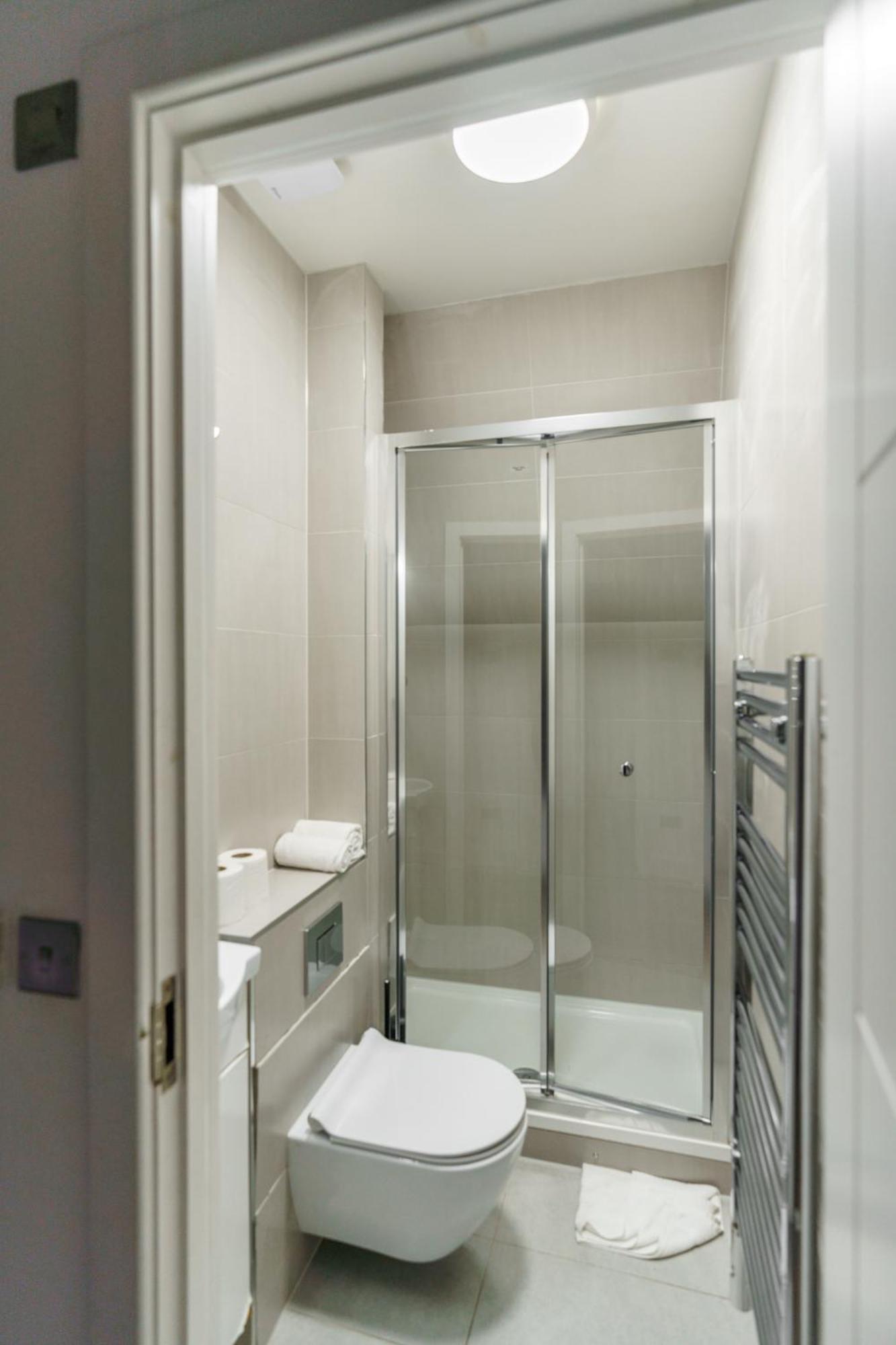 The Apartments Kensington High Street London Exterior photo