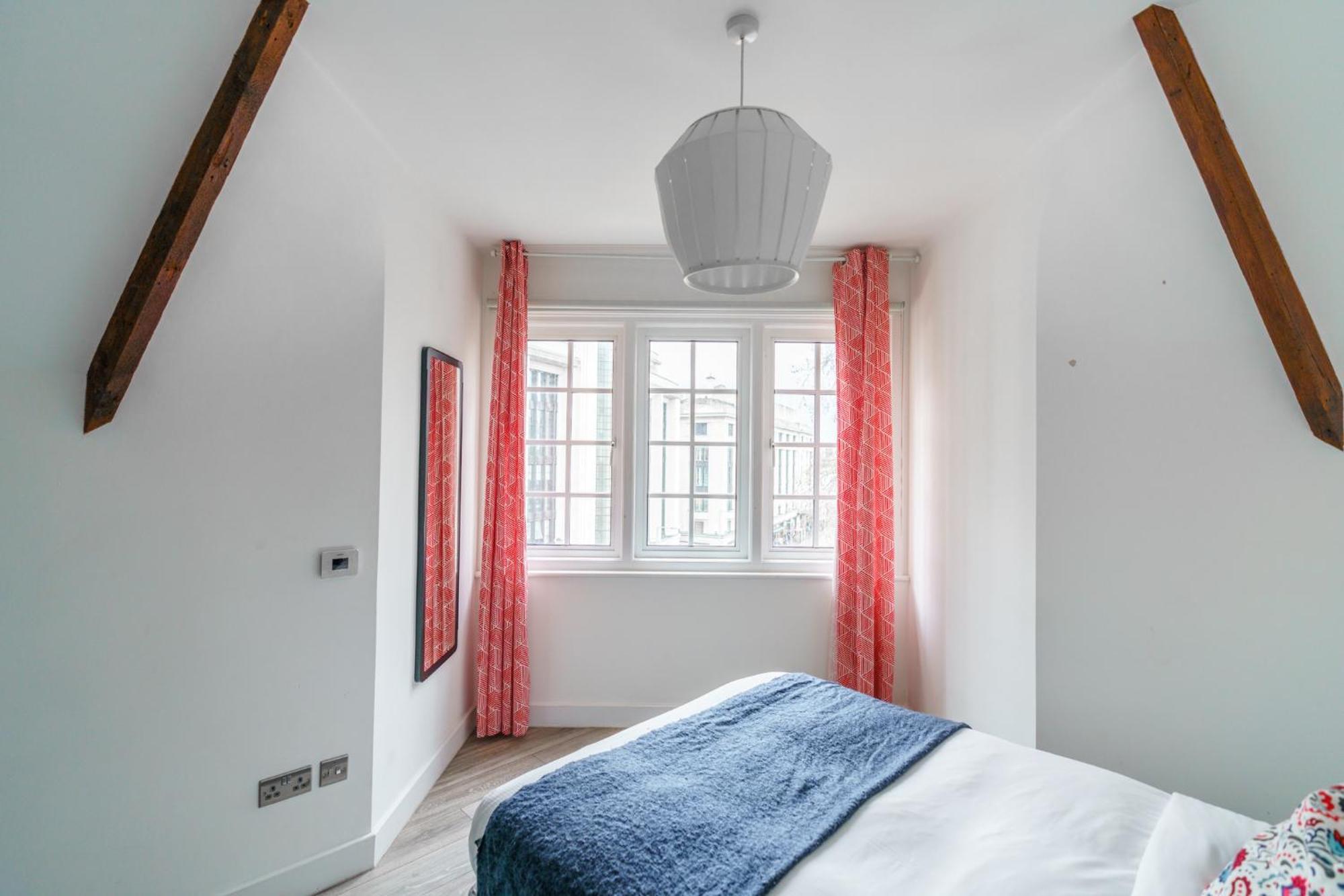 The Apartments Kensington High Street London Exterior photo